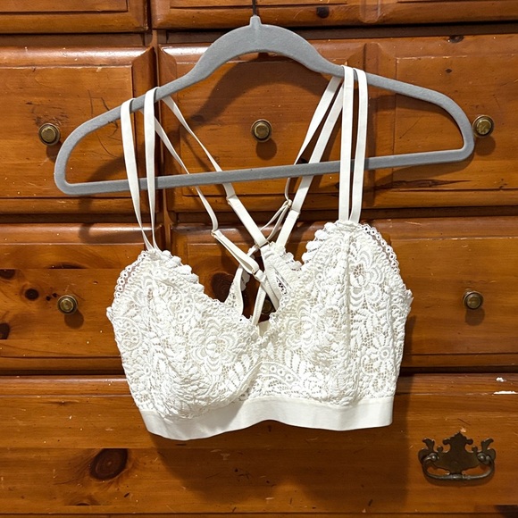 Aerie Strappy Lace Bralette in Cream - Picture 1 of 3